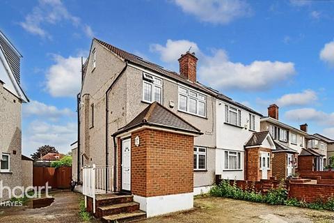 5 bedroom semi-detached house for sale - Derwent Drive, Hayes