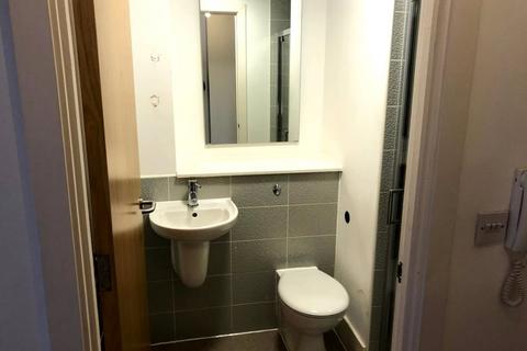 Studio to rent, Town Hall, Bexley Square, Salford, Manchester, M3