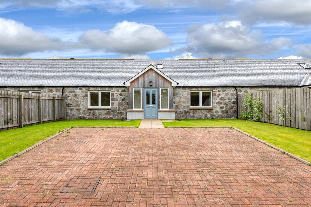 5 Upper Park, Drumoak, Banchory, AB31 3 bed terraced house for sale £