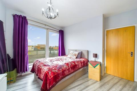 2 bedroom flat for sale, Kenton Road, Harrow, HA3