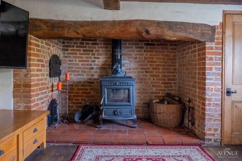 3 bedroom cottage for sale, Wood Lane, Yoxall, DE13