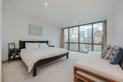 2 bedroom flat for sale, West India Quay, 26 Hertsmere Road, London
