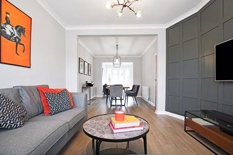 41 Brownspring Drive, London, SE9 3JY
