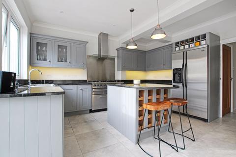 41 Brownspring Drive, London, SE9 3JY