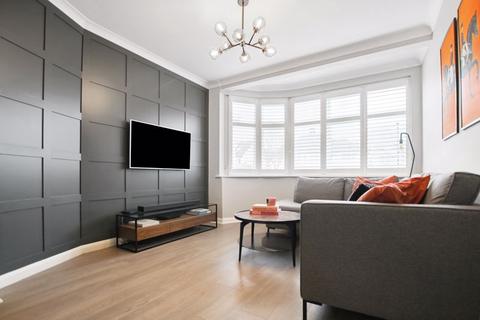 41 Brownspring Drive, London, SE9 3JY