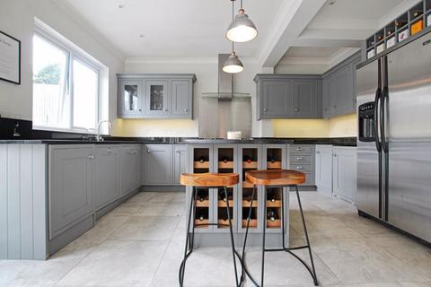 41 Brownspring Drive, London, SE9 3JY