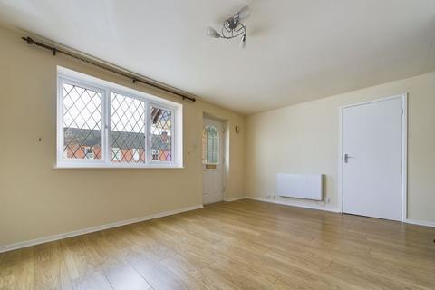 2 bedroom ground floor maisonette for sale - Aldersley Road, Tettenhall, Wolverhampton WV6