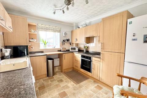 1 bedroom ground floor flat for sale - LILAC COURT, SCARTHO, GRIMSBY