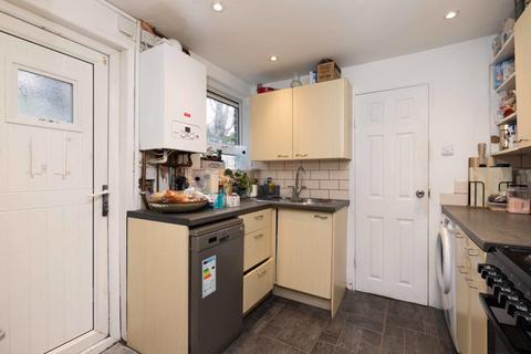 3 bedroom terraced house for sale, Becklow Road W12