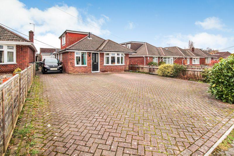 Chapel Road, West End, Southampton 3 bed detached bungalow for sale £