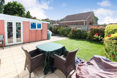 3 bedroom detached bungalow for sale, Chapel Road, West End, Southampton