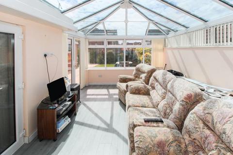 3 bedroom detached bungalow for sale, Chapel Road, West End, Southampton