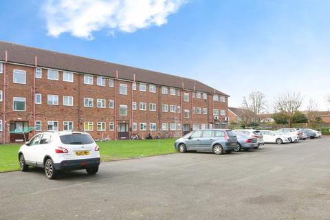 undefined, Old Bath Road, Colnbrook