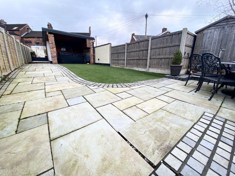 Patio/Hot Tub Area
