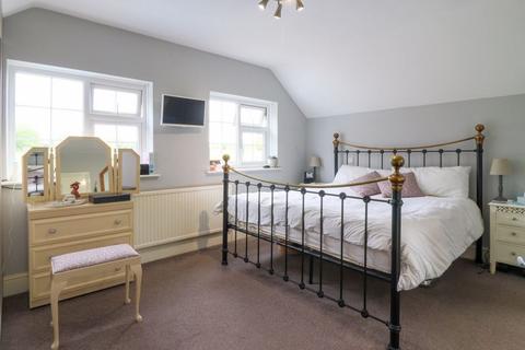 Gardeners Cottage Heppington, Street End, Canterbury, CT4 7AN