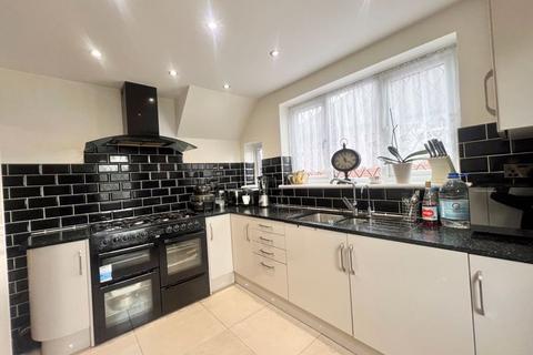 3 bedroom semi-detached house for sale, Whitelands Road, High Wycombe HP12