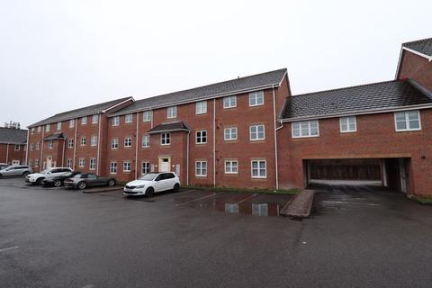 2 bedroom apartment for sale, Chapelside Close, Great Sankey, WA5