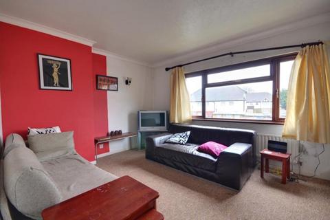 4 bedroom end of terrace house to rent - Bettles Close, Uxbridge, Middlesex UB8 2RG