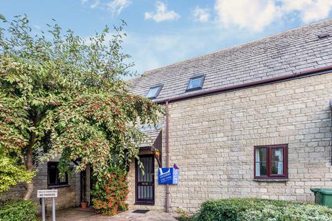 2 bedroom terraced house to rent, Clocktower Court, Faringdon