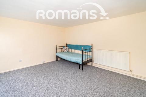 Studio to rent, Northlands Drive, Winchester