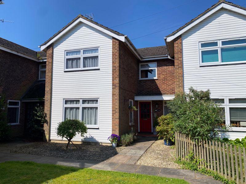 Highmore Cottages, Amersham HP7 3 bed terraced house for sale £500,000