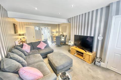 15 Holbeach Gardens, Sidcup, DA15 8QW