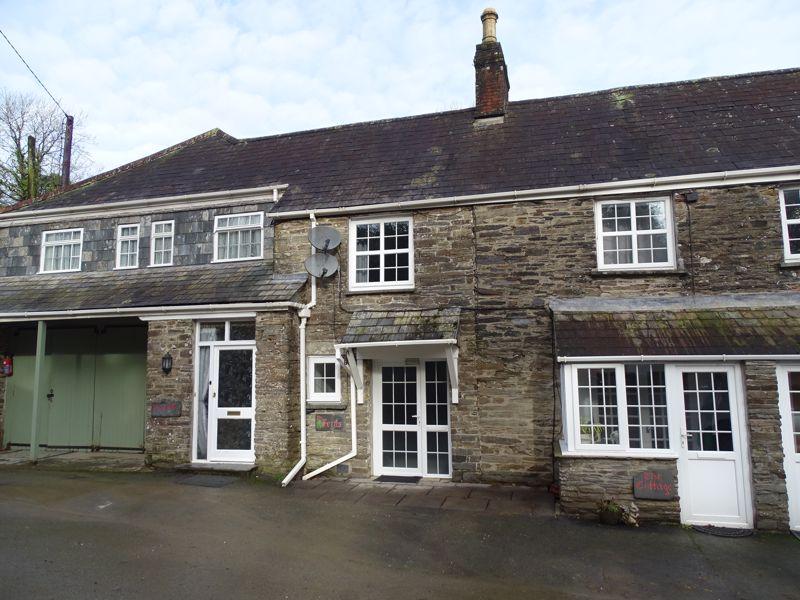 Liskeard PL14 2 bed cottage to rent £750 pcm (£173 pw)