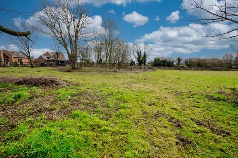 Land for sale, Bluntington, Chaddesley Corbett DY10