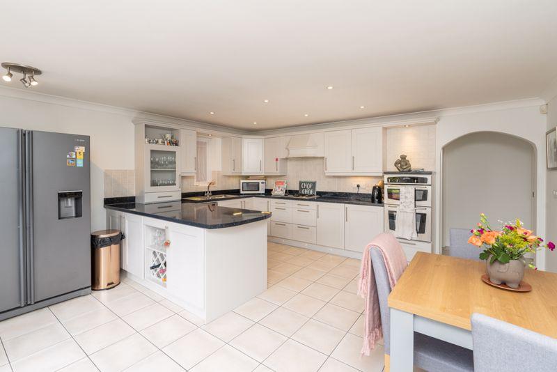 Threlfall Drive, Bewdley DY12 5 bed detached house for sale £649,950