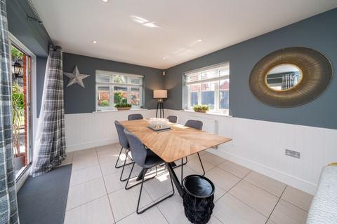 undefined, 4 Todd Gardens, Hagley DY9