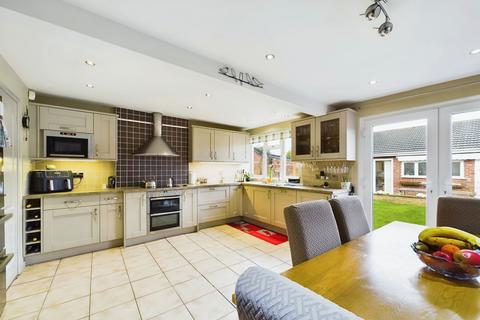 4 bedroom semi-detached house for sale, Woodhurst Road, Stanground, Peterborough, PE2