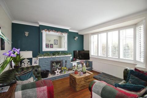 26 Castle Drive, Northborough, Peterborough, PE6 9DG