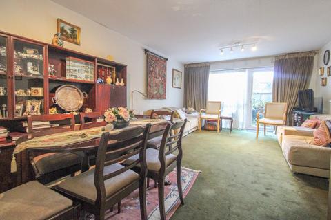 3 bedroom terraced house for sale, Coverdale Gardens, Park Hill, East Croydon, CR0