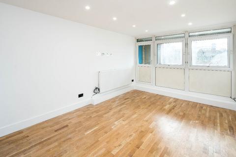 4 bedroom flat to rent - London NW5