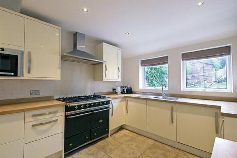 10 Old Road West, Gravesend, DA11 0LJ