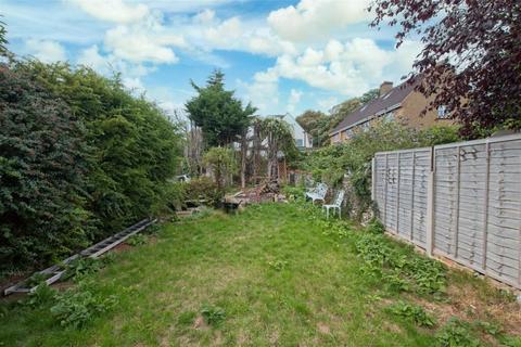 10 Old Road West, Gravesend, DA11 0LJ