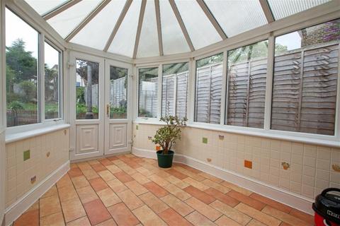 10 Old Road West, Gravesend, DA11 0LJ