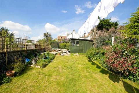 12 Old Road West, Gravesend, DA11 0LJ
