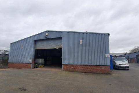 Industrial unit to rent, Units 9 & 10, Site 8A, West Stone, Berry Hill Industrial Estate, Droitwich, Worcestershire, WR9 9AS