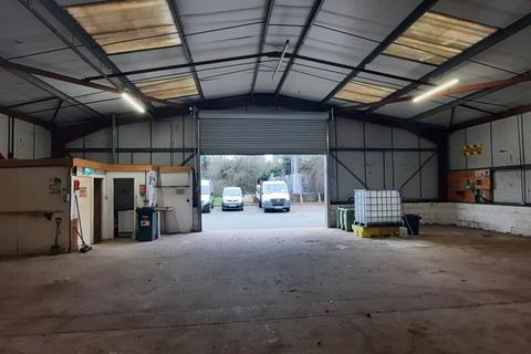 Industrial unit to rent, Units 9 & 10, Site 8A, West Stone, Berry Hill Industrial Estate, Droitwich, Worcestershire, WR9 9AS