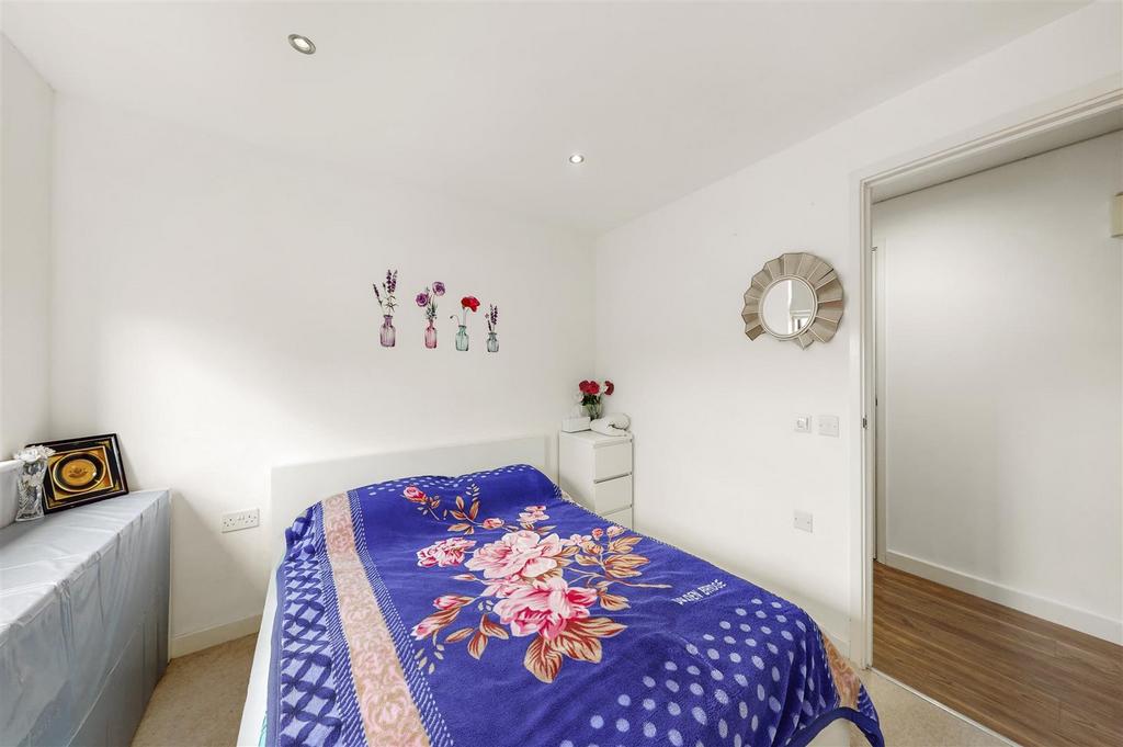 53 Gifford Road - Ai W6p4 RUM5 XRl YV6 Xg LQ.jpg
