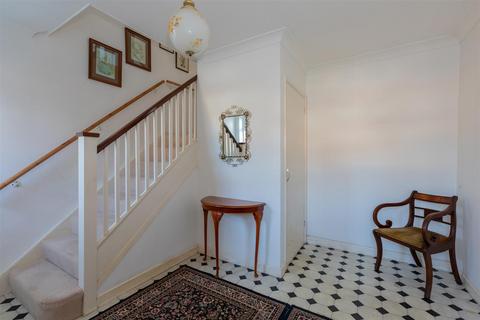 44 Valley Road, Henley-on-thames, RG9 1RR