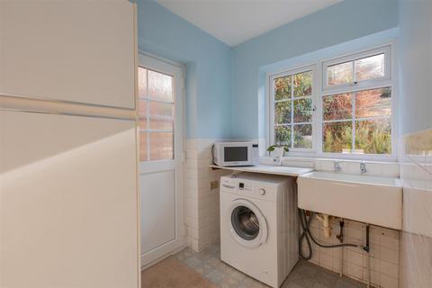 44 Valley Road, Henley-on-thames, RG9 1RR