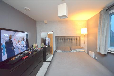 2 bedroom apartment for sale, Calder View, Mirfield, West Yorkshire, WF14