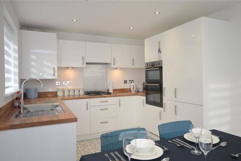 3 bedroom semi-detached house for sale, Strawberry Way, Mirfield, West Yorkshire, WF14