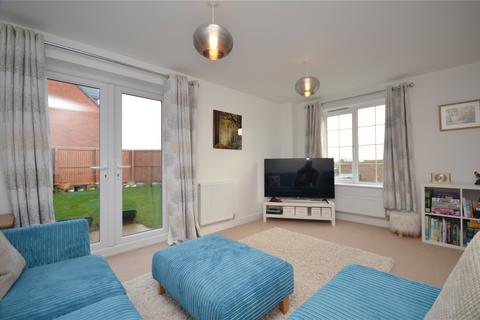 3 bedroom semi-detached house for sale, Strawberry Way, Mirfield, West Yorkshire, WF14