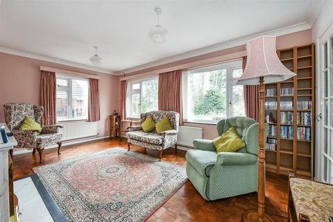 36 Upper Drove, Andover, SP10 3NB