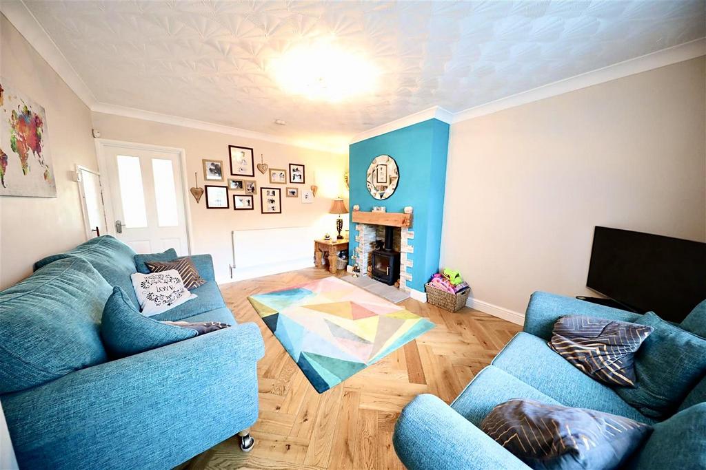 Rosedale Grove, Hull 3 bed end of terrace house for sale £140,000