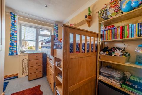 8 Brookside, Alderton, Tewkesbury, GL20 8NU
