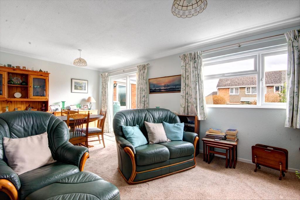 Drakes Lea, Evesham 3 bed detached house for sale £250,000
